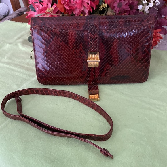 Vintage genuine python skin bag. - Picture 8 of 16